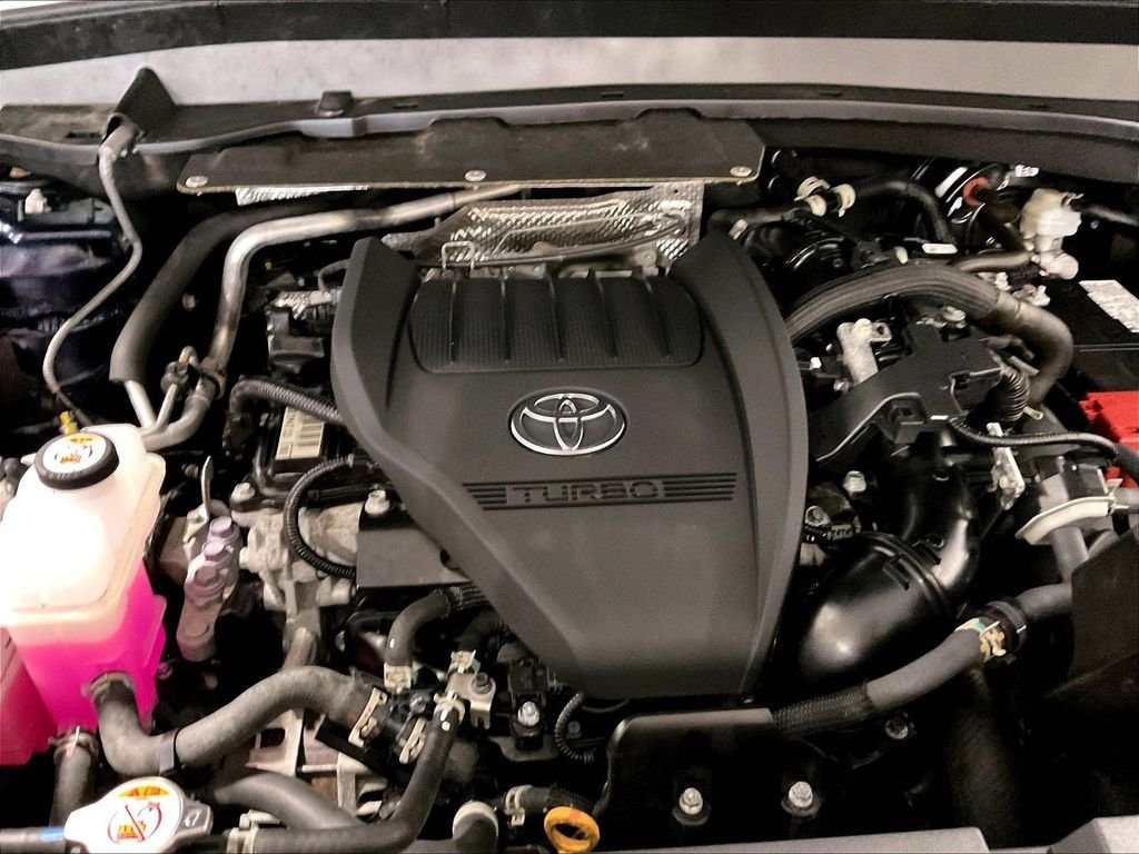 Certified Used 2026  Toyota XLE image 36