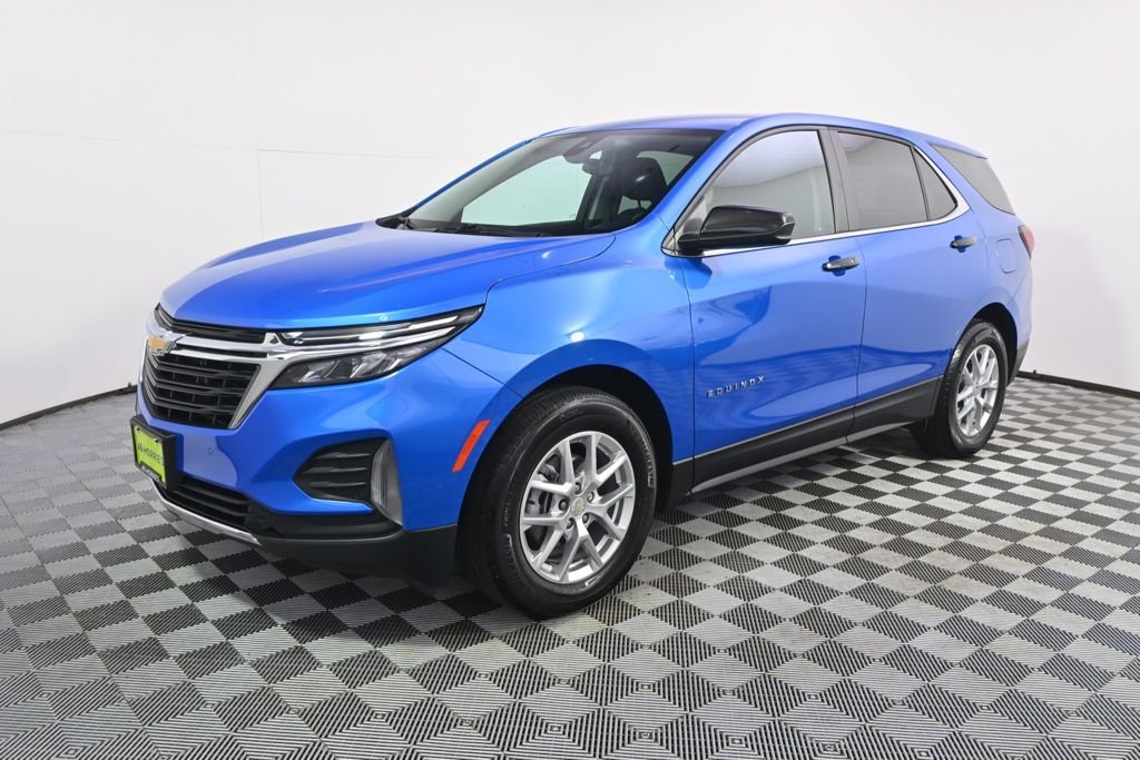 Used 2024 Chevrolet Equinox LT with VIN 3GNAXKEGXRS123125 for sale in St. Louis Park, Minnesota