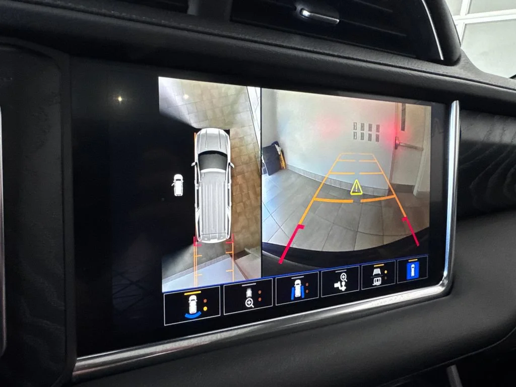 Used 2022 Onyx Black GMC Denali image 23