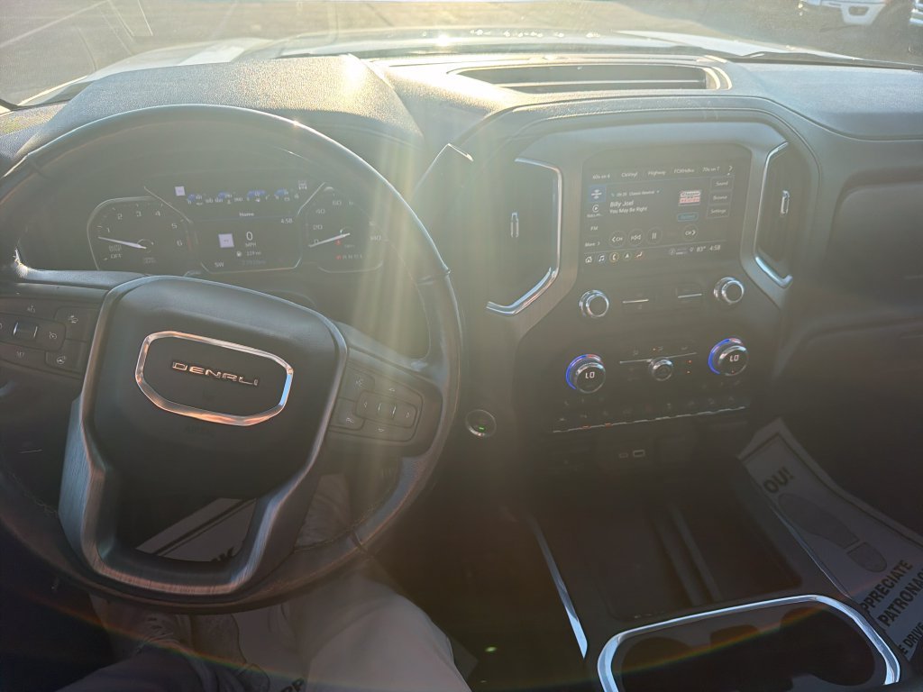 Used 2021 WHITE FROST TRICOAT GMC Denali image 16