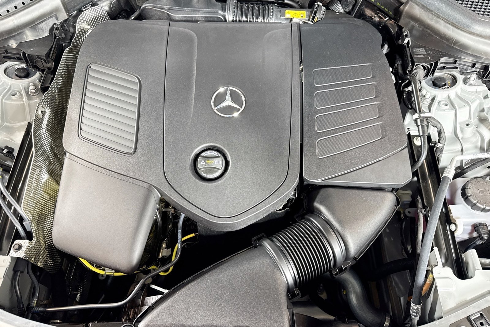 New 2026 MANUFAKTUR Alpine Grey Mercedes-Benz GLC 300 image 28