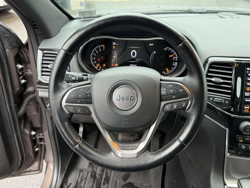Used 2021 Brown Jeep Limited image 18