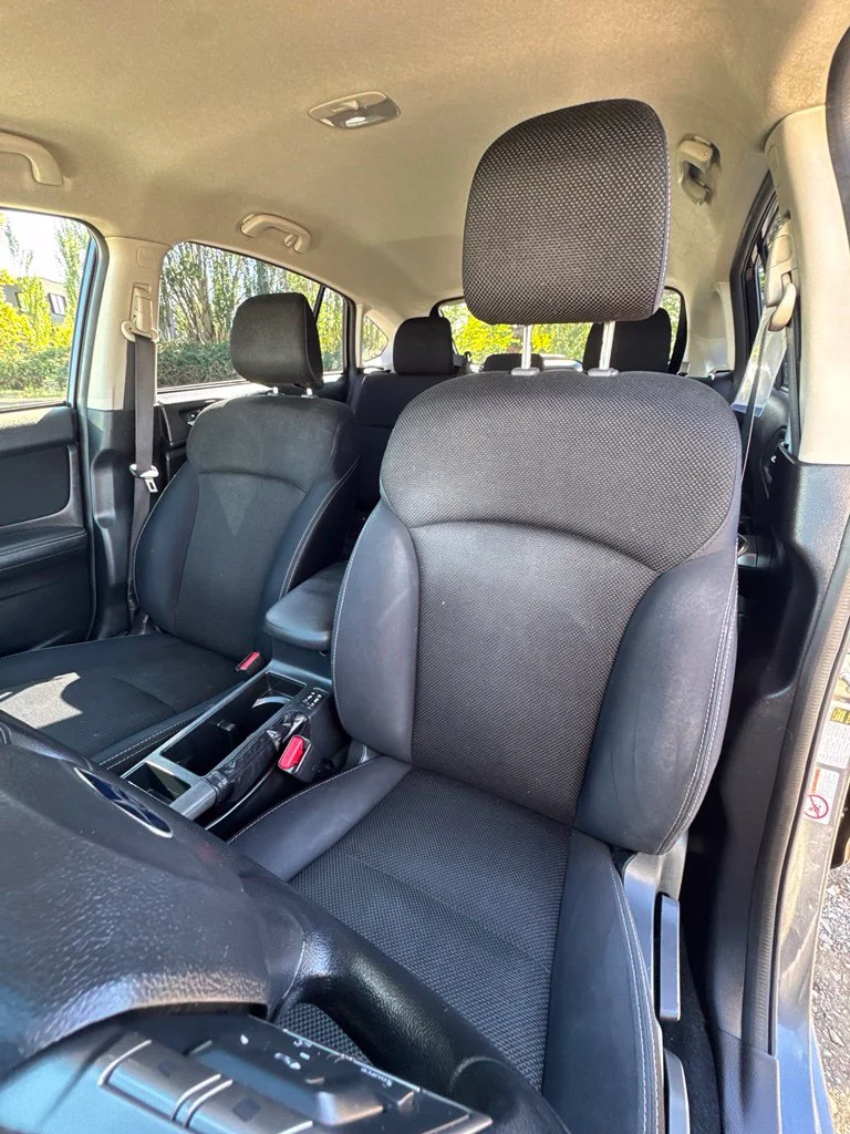 Used 2015 Dark Gray Metallic Subaru 2.0i Premium image 31