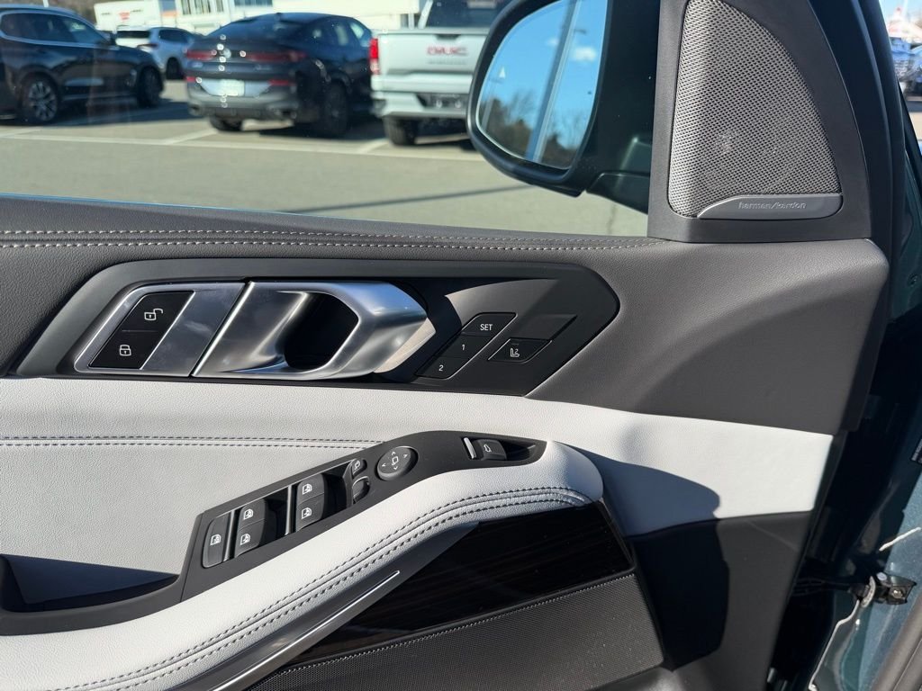 2026 BMW X5 40i - Photo 6
