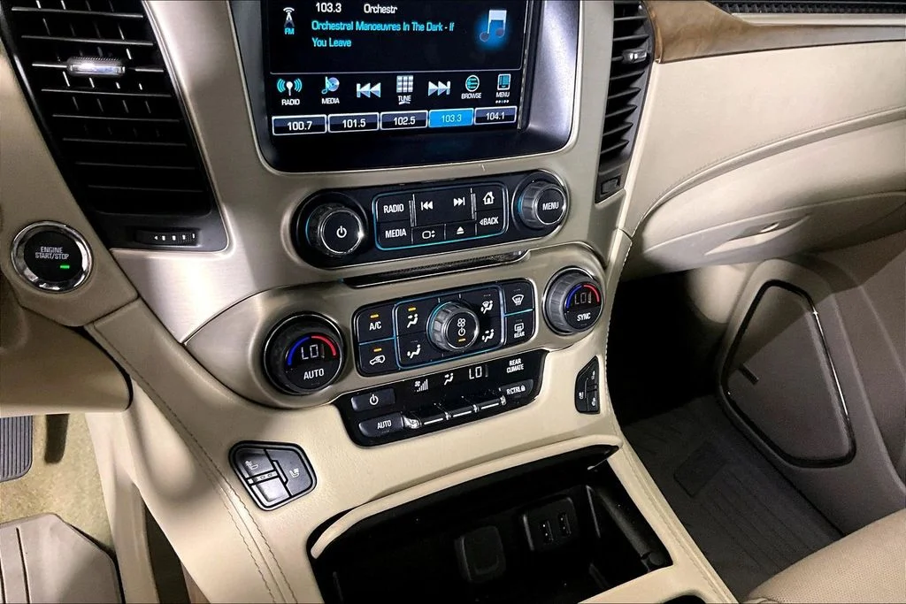 Certified Used 2019 Summit White GMC Denali image 26