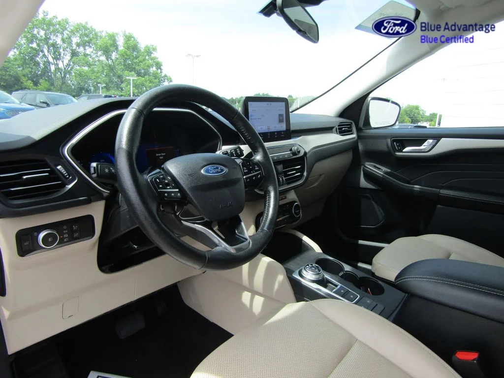 Certified Used 2021 Star White Ford SEL image 15