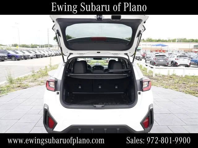 New 2026 CRYSTAL WHITE PEARL Subaru Limited image 32