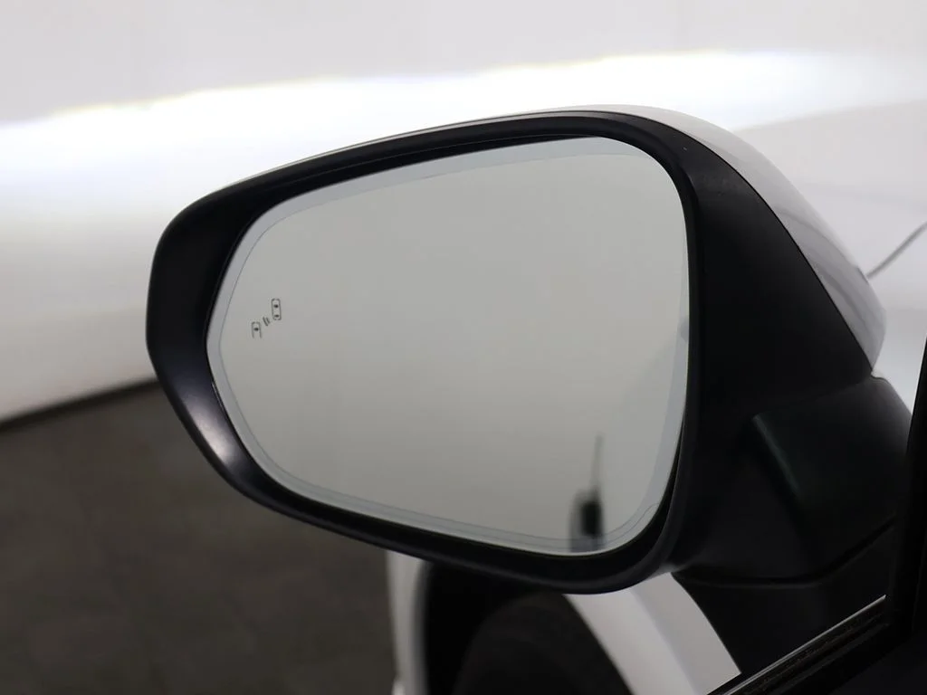 Used 2023 White Lexus 350h Premium image 33