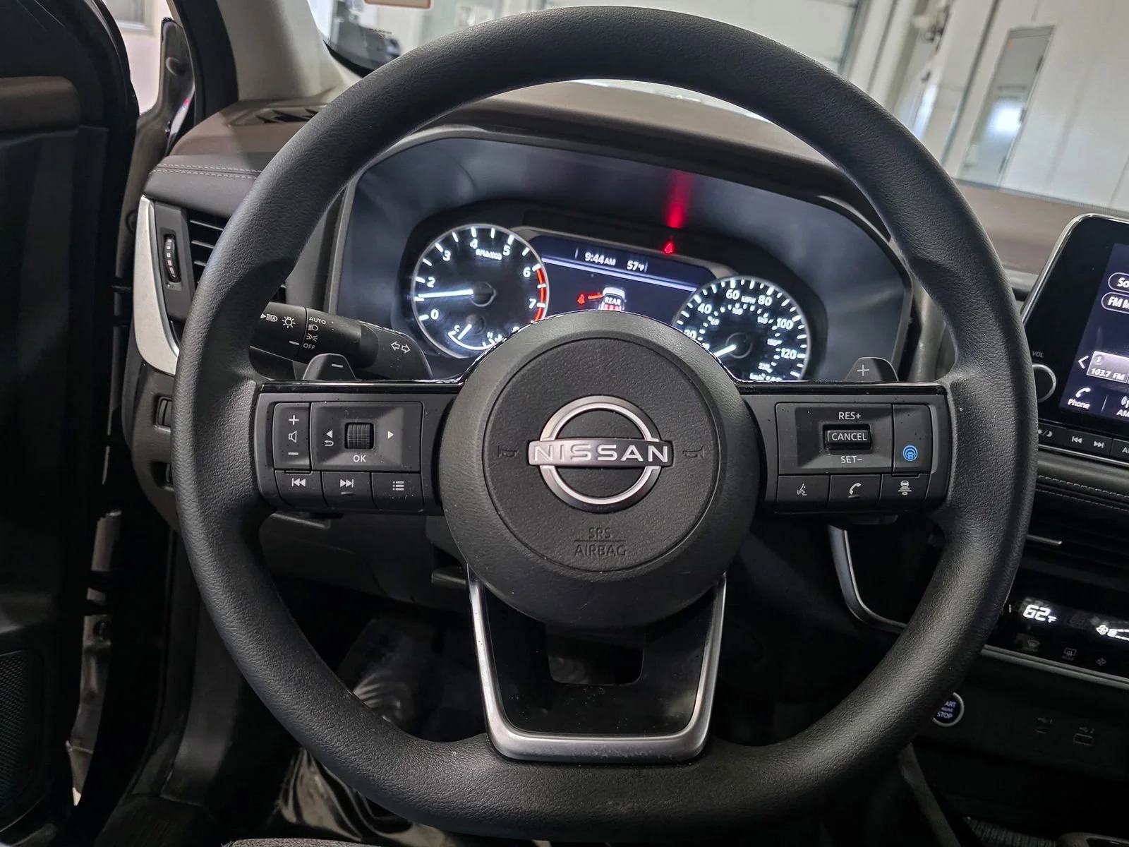 2023 Nissan Rogue SV - Photo 34