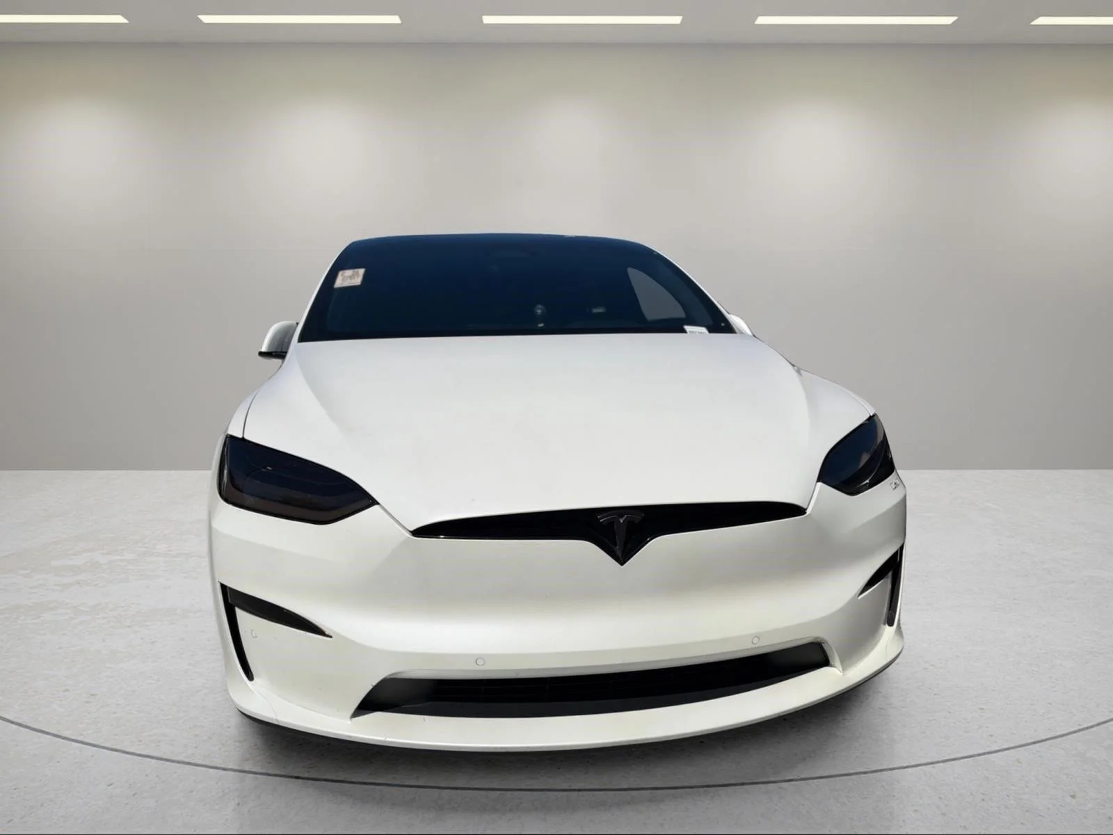 Used 2022 Pearl White Multi-Coat Tesla Plaid image 7