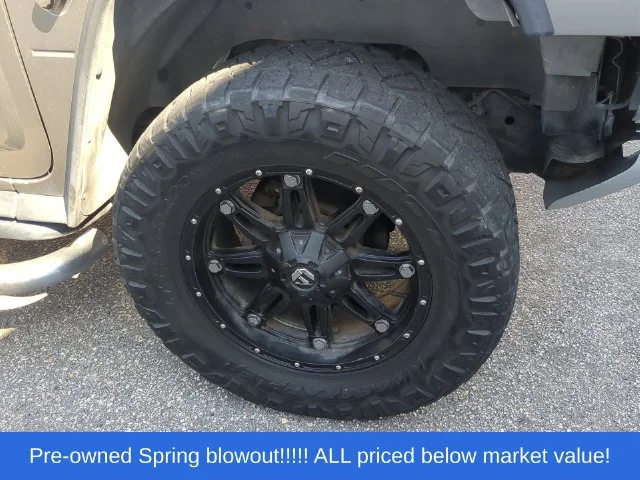 Used 2008 Gray Hummer SUV image 14