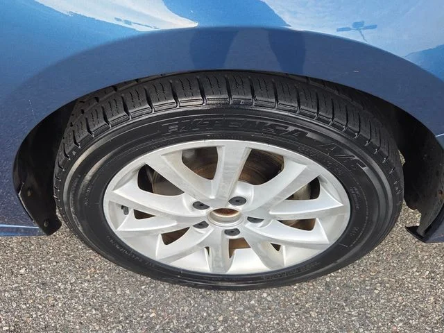 Used 2015 Blue Volkswagen 1.8T SE image 16