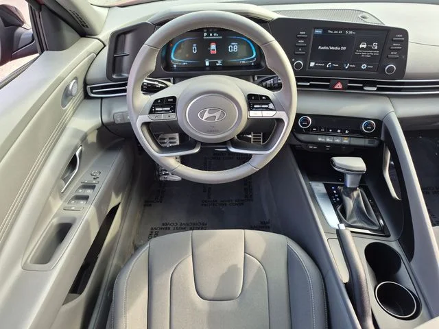 Certified Used 2025 Red Hyundai SEL Sport image 20