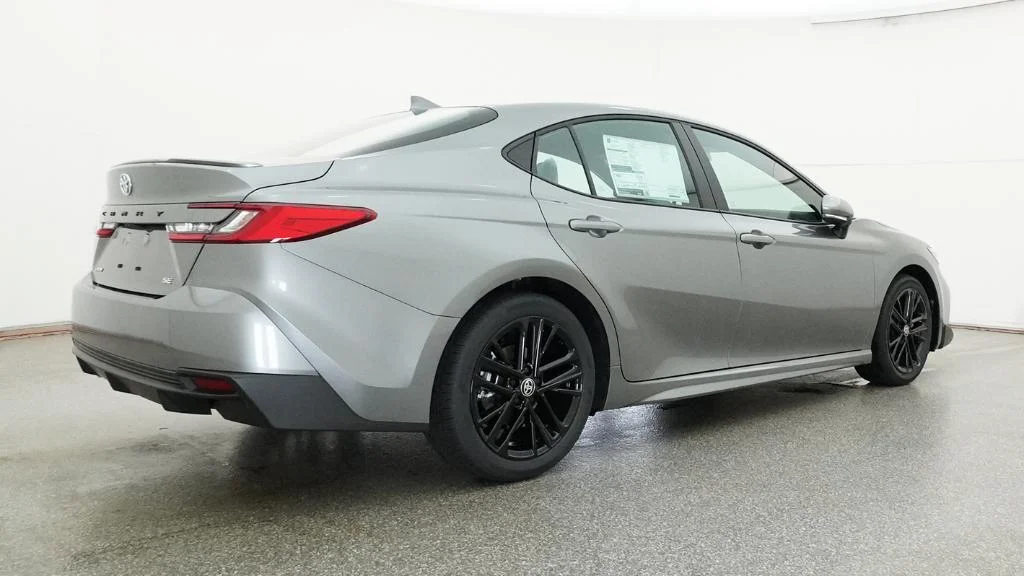 New 2026 Heavy Metal Toyota SE image 18