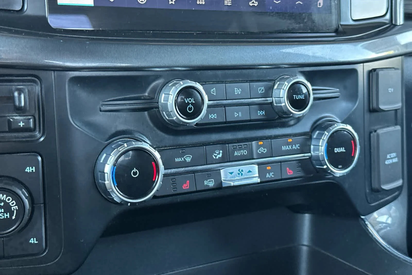 Certified Used 2023 Avalanche Gray Ford XLT image 20