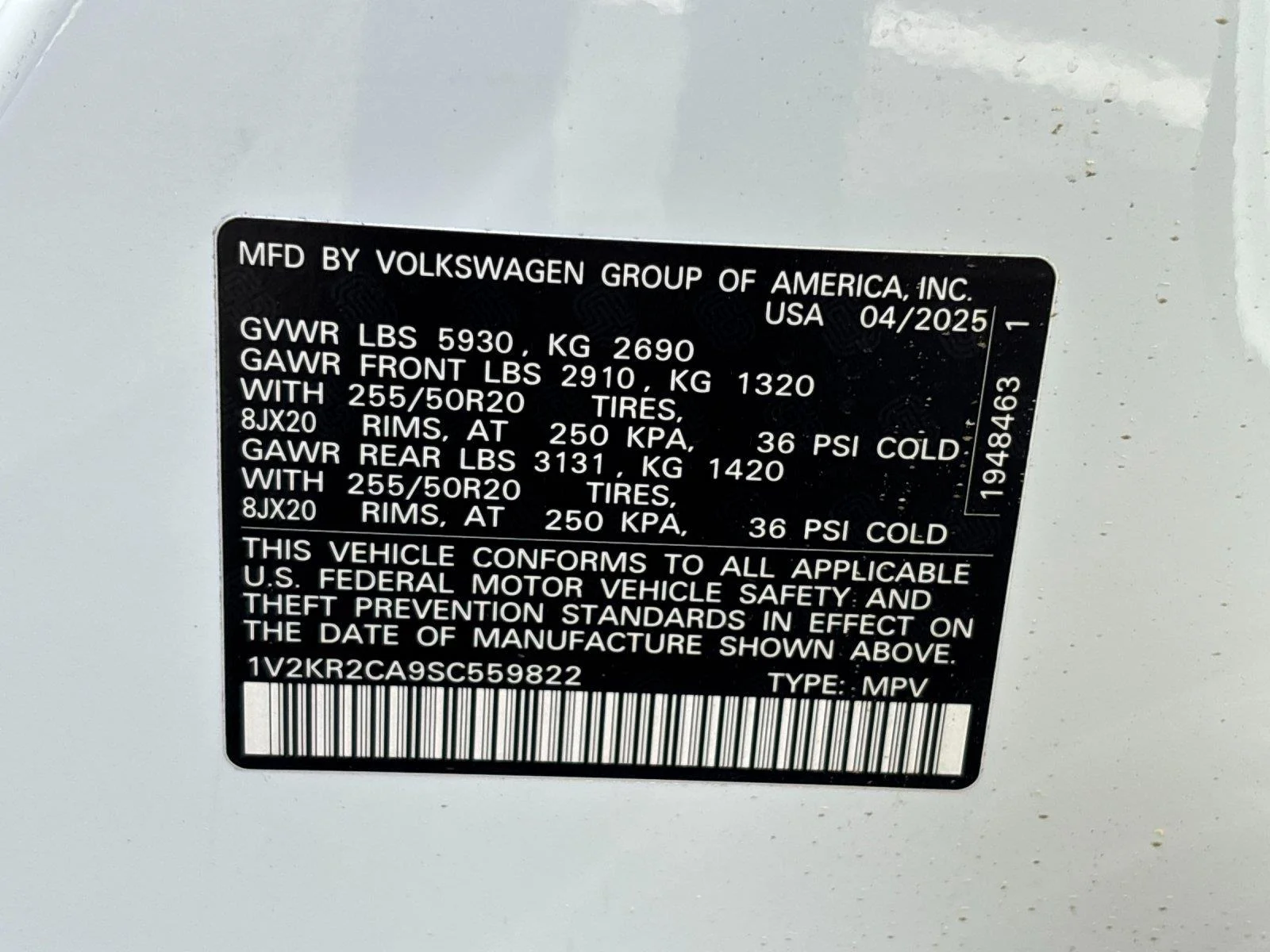 New 2025 Pure White Volkswagen 2.0T SE w/Technology image 12