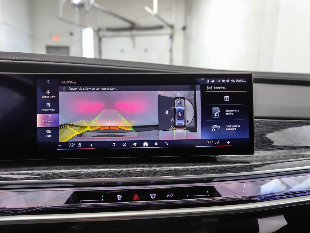 Used 2025 Gray Metallic BMW 760i xDrive image 19