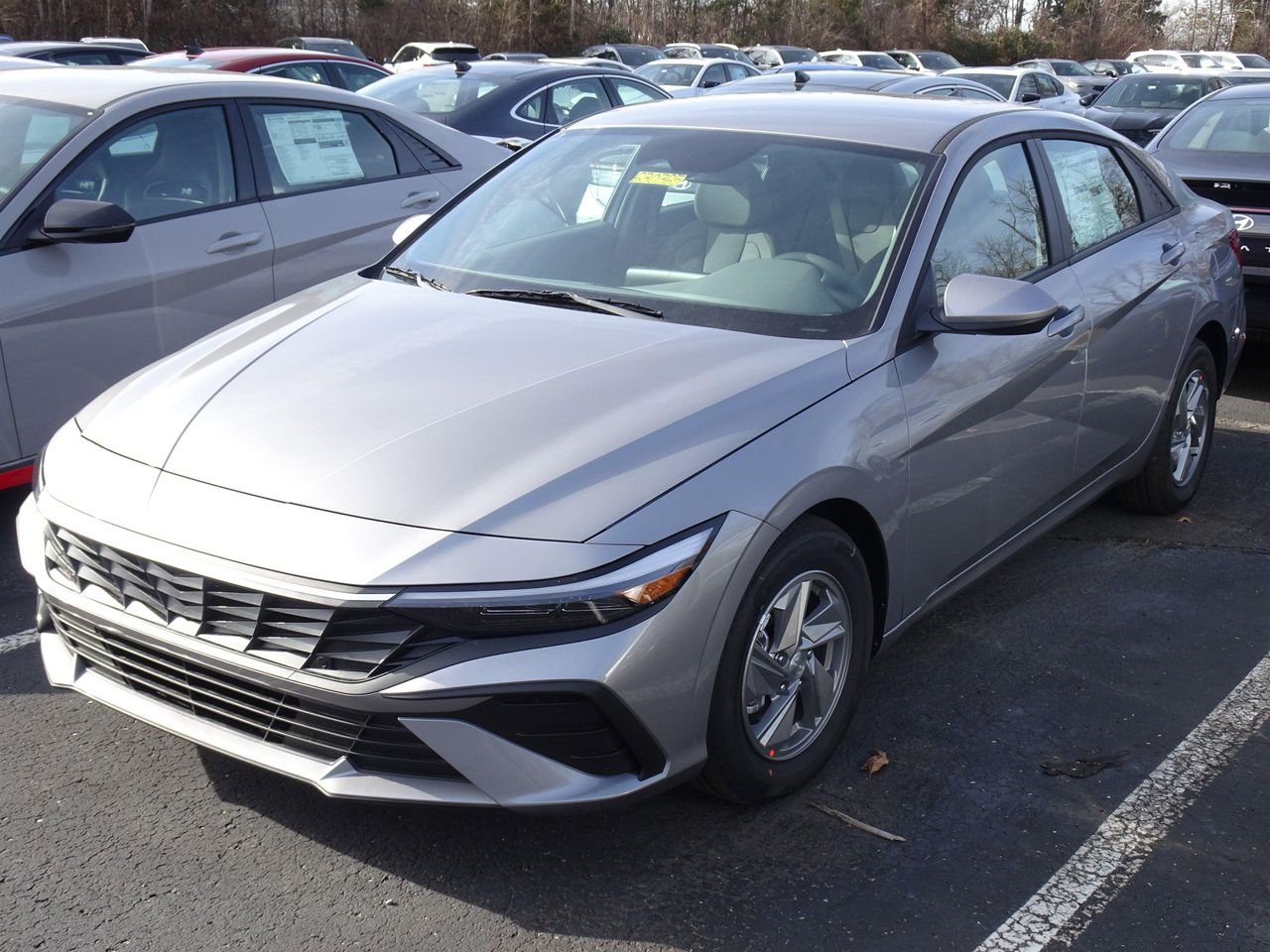 New 2026  Hyundai SE image 2