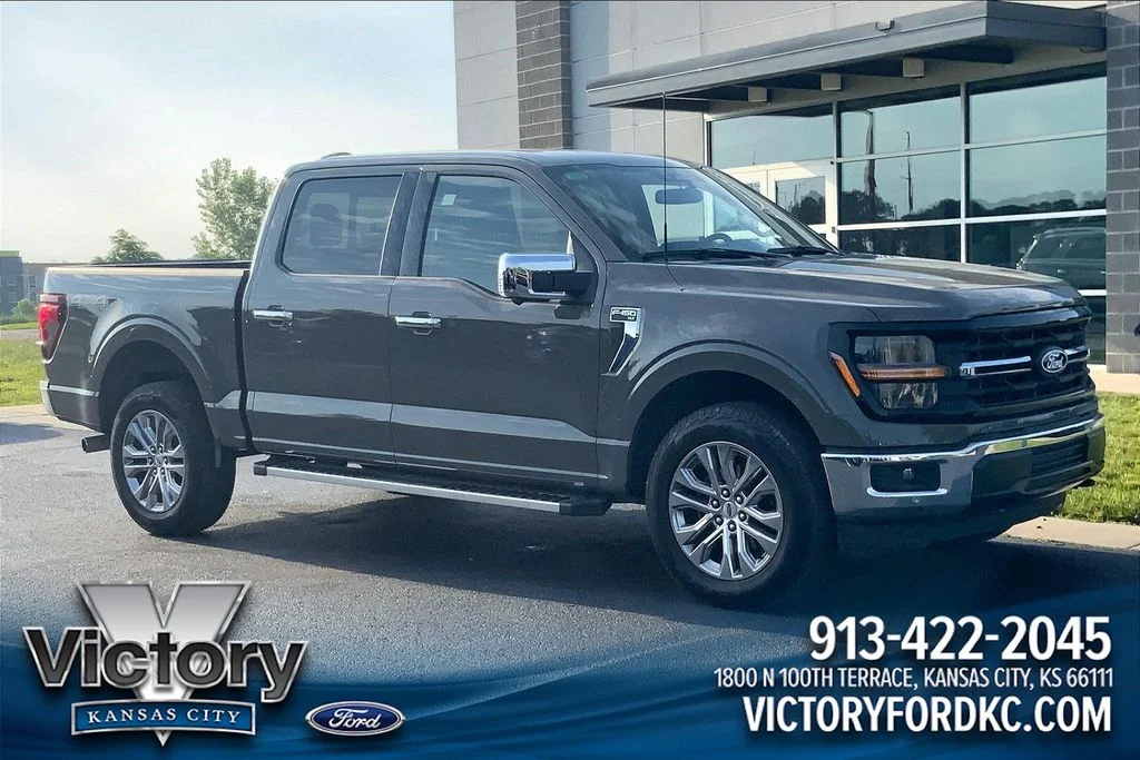 Used 2025 Gray Ford XLT image 1