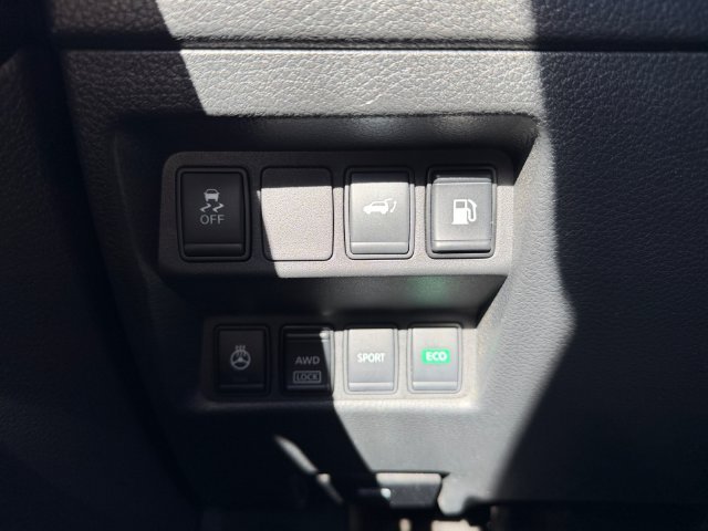 Certified Used 2018 Silver Nissan SV image 17