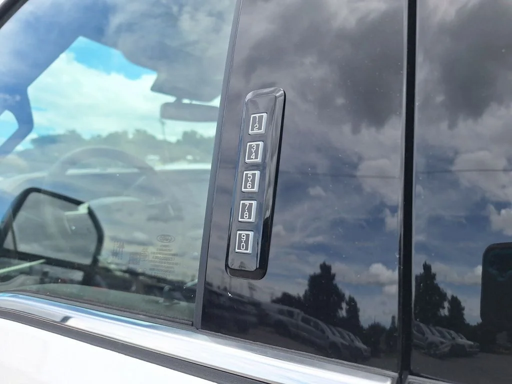 New 2026 Star White Metallic Tri-Coat Ford F-250® King Ranch® image 11