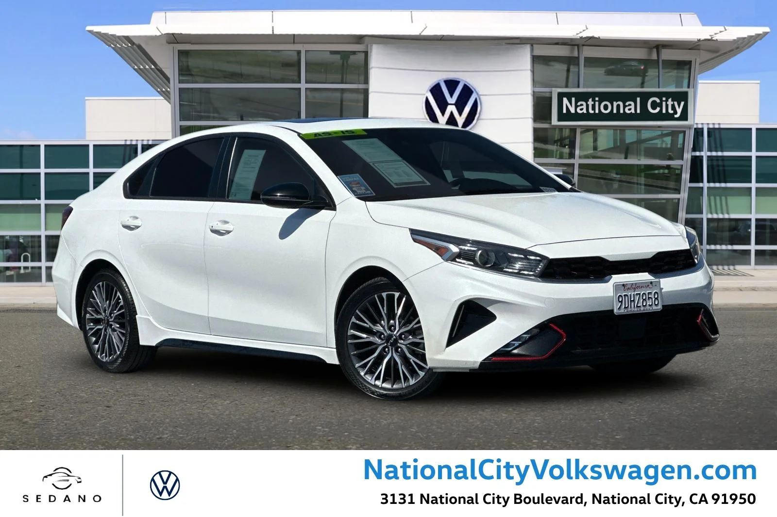 2023 Kia Forte GT-Line AT's photo
