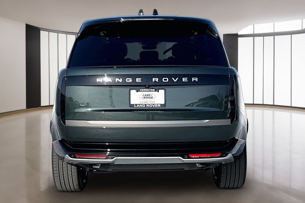 New 2026 BELGRAVIA GREEN Land Rover SE 7 Seats image 4