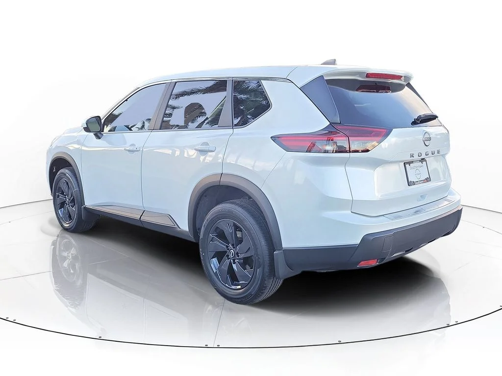 New 2026 White Nissan SV image 5