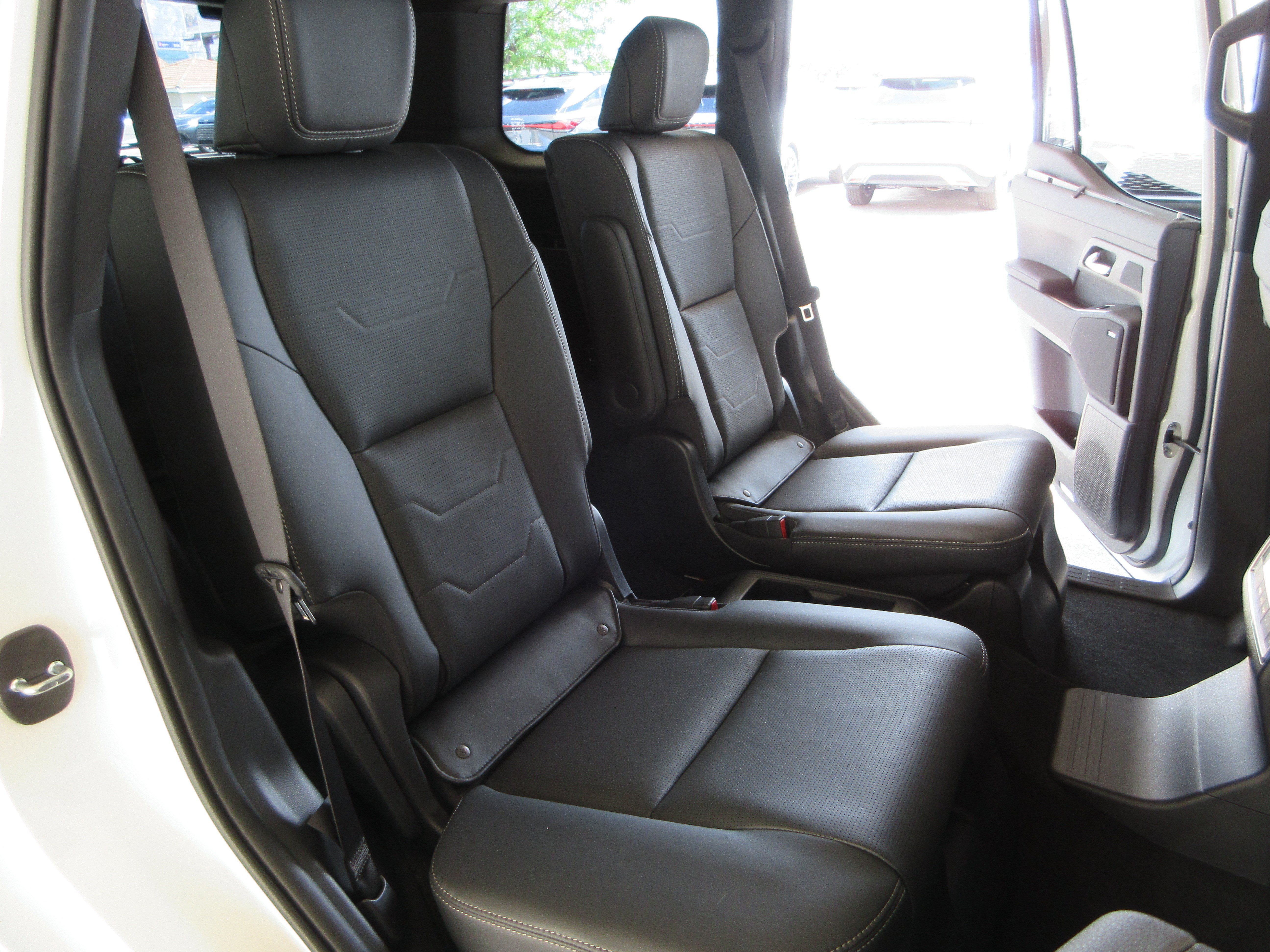 2026 Lexus GX Luxury - Photo 23