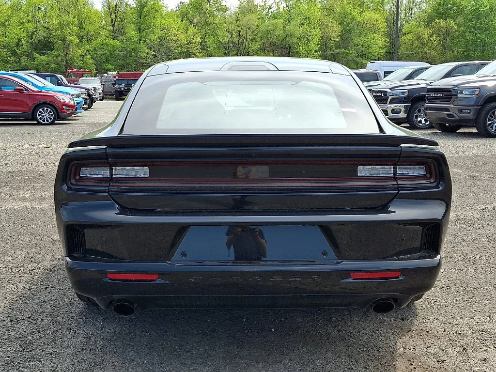 New 2026 Diamond Black Crystal Pearlcoat Dodge Scat Pack Plus image 7