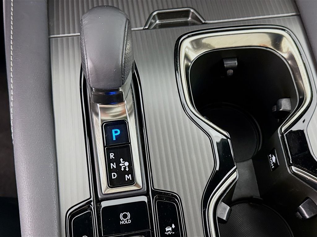 Used 2023 White Lexus 500h F SPORT Performance image 16