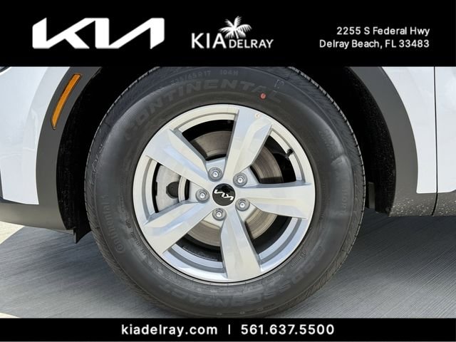New 2026 Glacial White Kia LX image 29