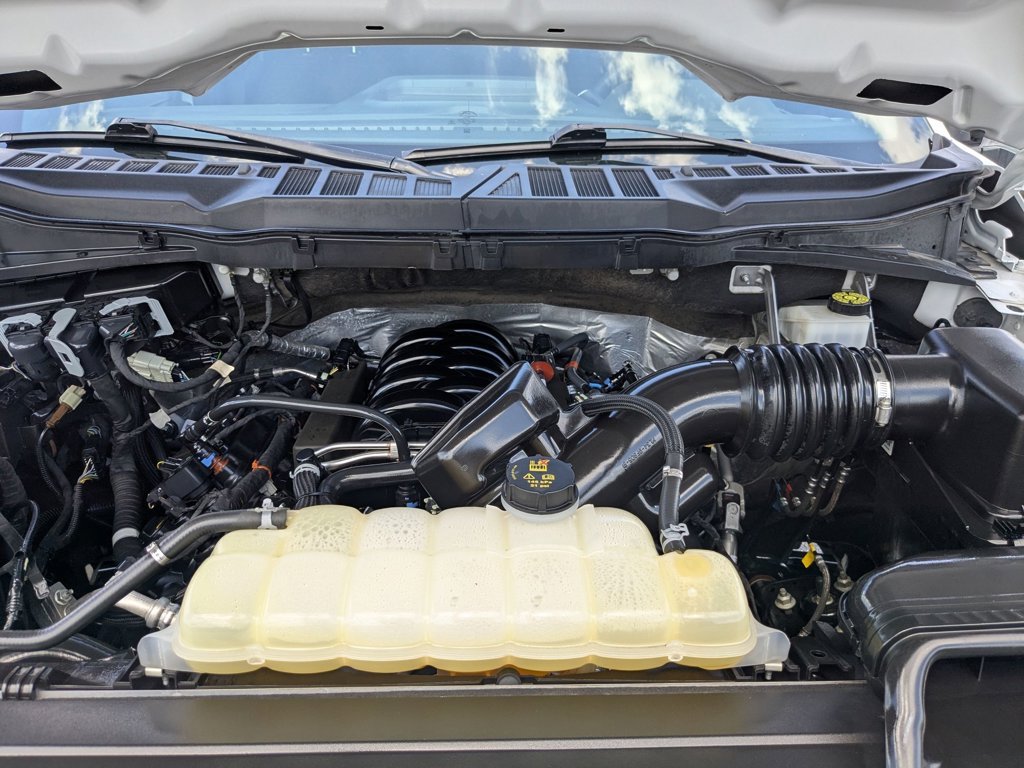 Used 2023  Ford XL 2WD SuperCrew 5.5