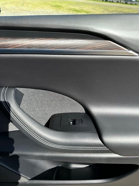 2024 Tesla Model X Long Range - Photo 23