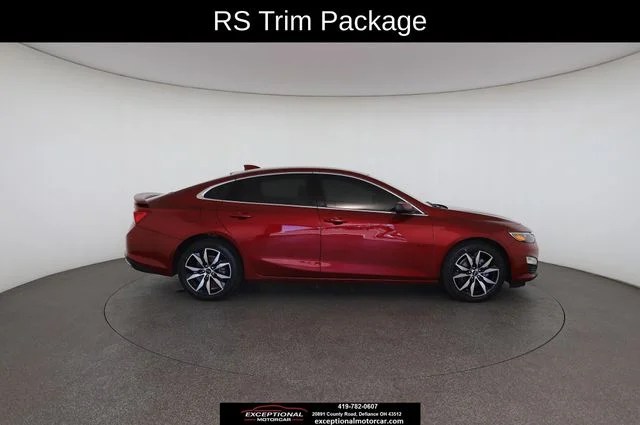 Used 2021 Red Chevrolet RS image 23
