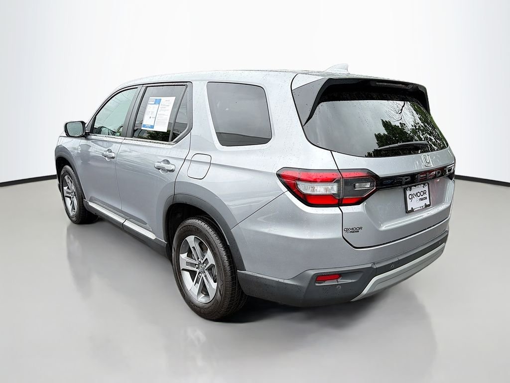 Used 2023 Lunar Silver Metallic Honda EX-L 7 Passenger image 4