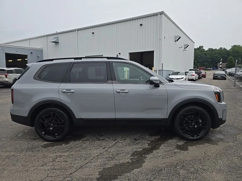 Used 2024 Gray Kia EX X-Line image 9