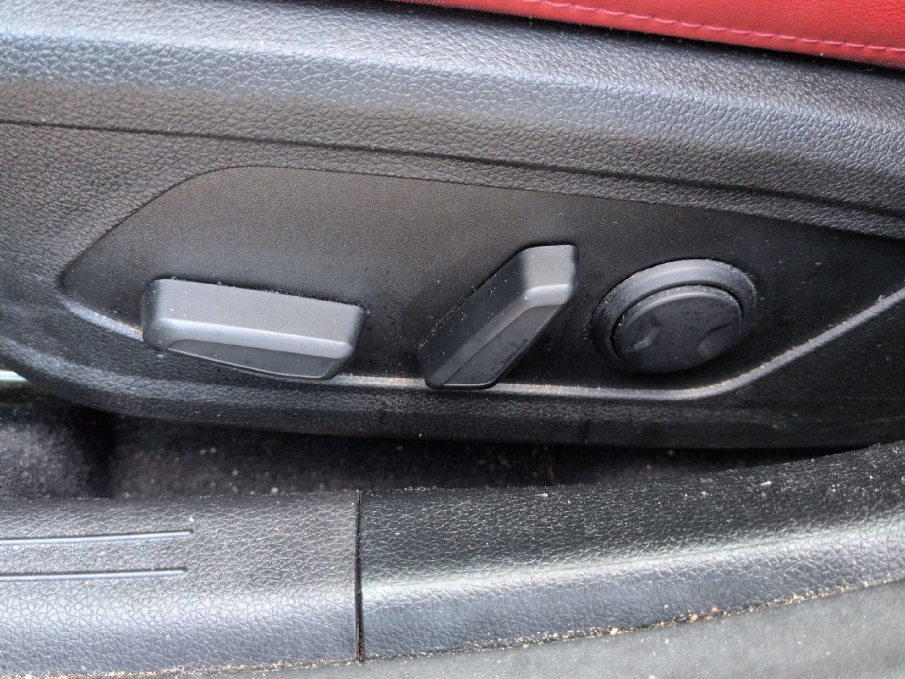 Certified Used 2024 Wolf Gray Kia GT-Line image 19