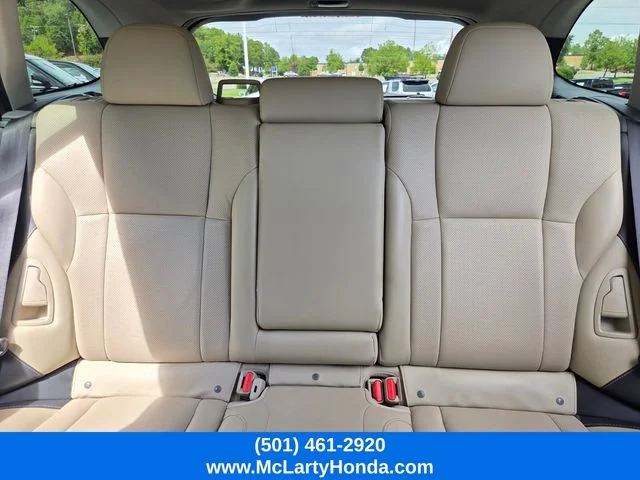 Used 2021 Crystal White Pearl Subaru Limited image 11