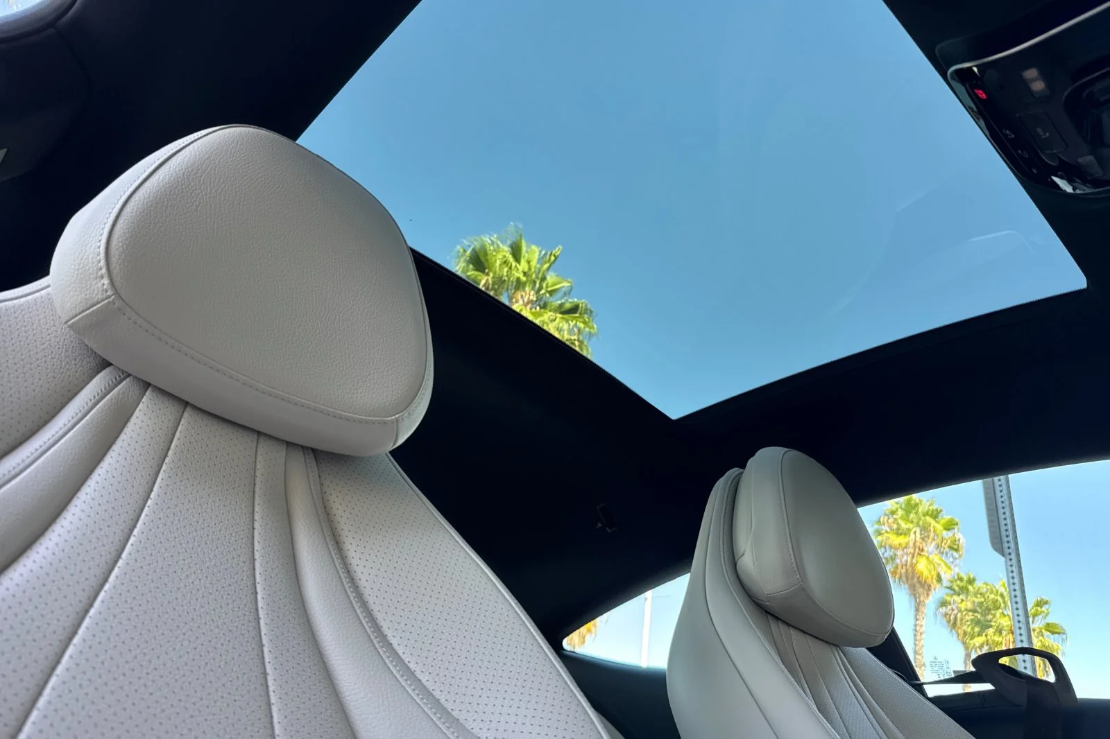 New 2027 Polar White Mercedes-Benz CLE 300 image 13