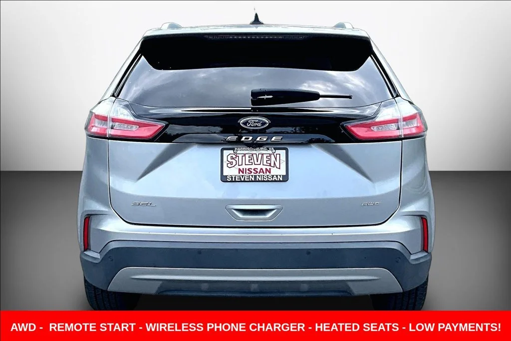 Used 2024 Silver Ford SEL image 5
