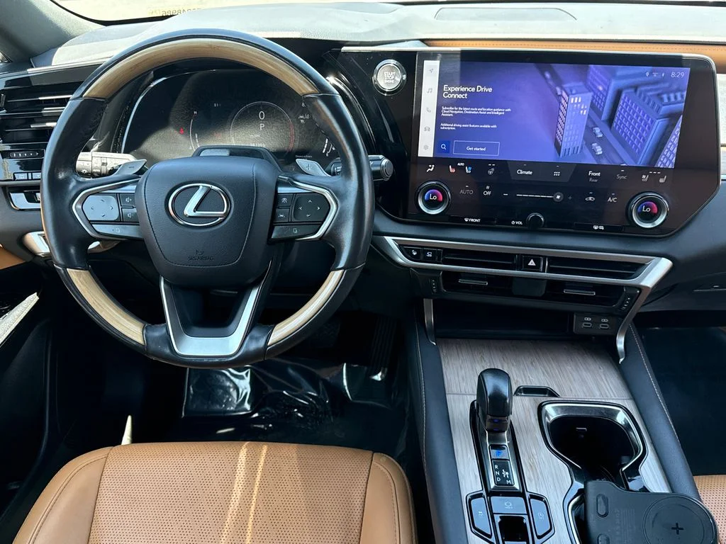 Used 2024 White Lexus 350 Premium Plus image 19