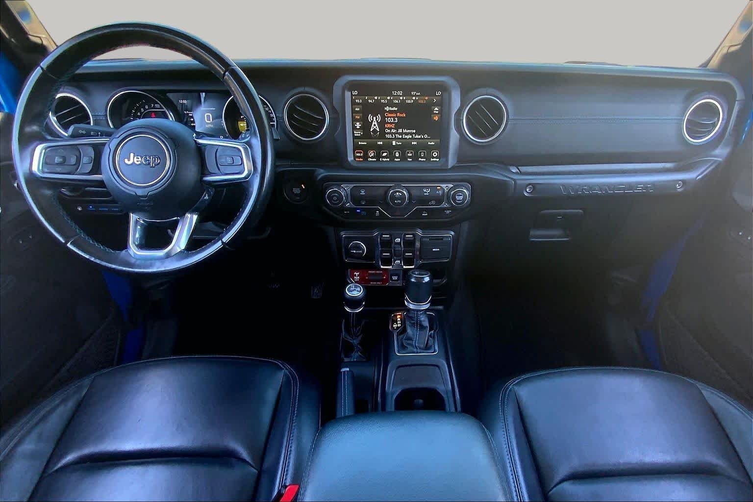 Used 2022 Hydro Blue Pearlcoat Jeep Unlimited Rubicon image 16