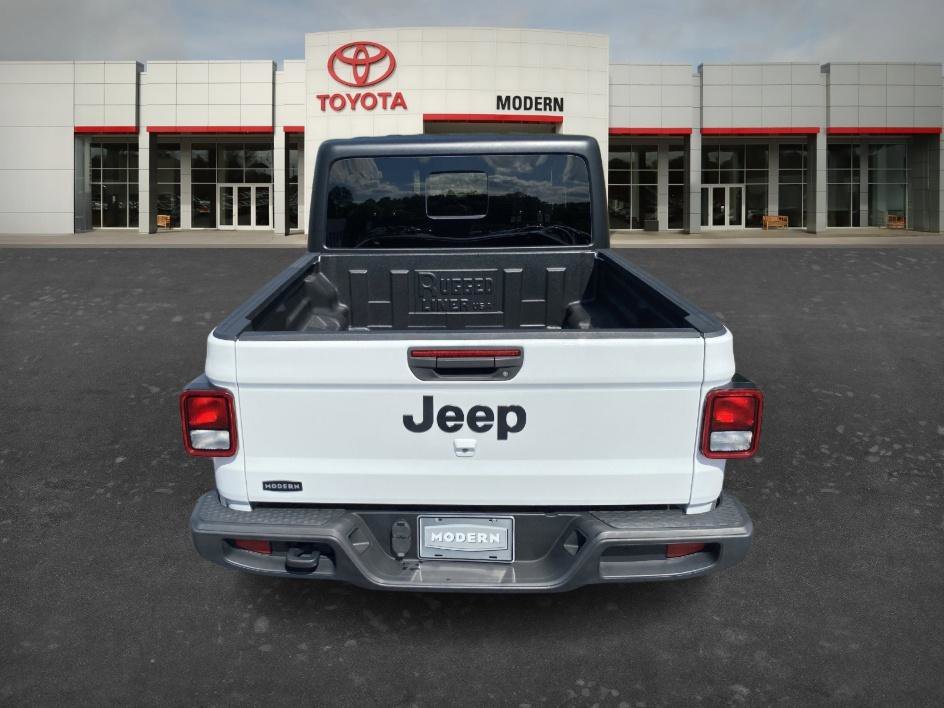 Used 2023 Bright White Clearcoat Jeep Sport S image 20