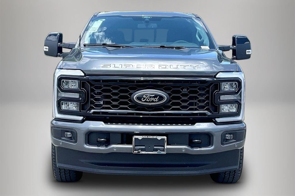 New 2026 Ford Super Duty F-250 Lariat 4D Crew Cab