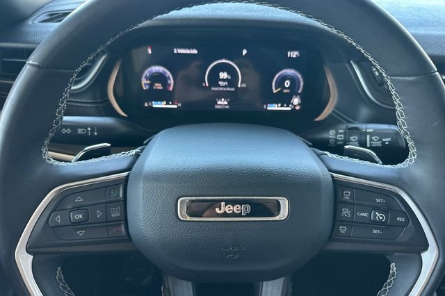 Certified Used 2023 White Jeep Altitude image 24