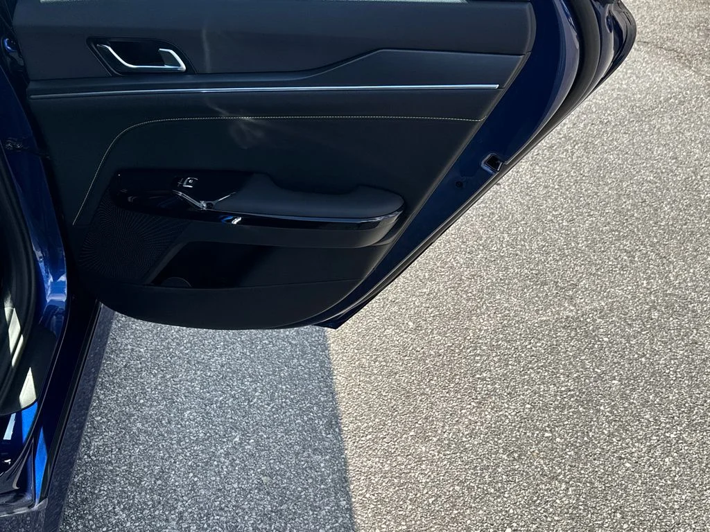 2026 Kia K5 GT - Photo 16