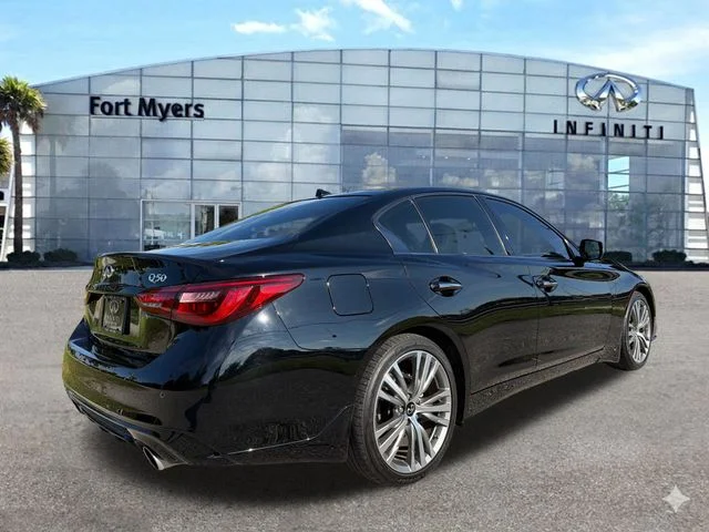 Used 2024 Black INFINITI SENSORY image 3