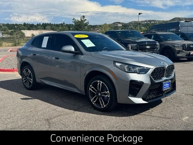 Used 2025 Gray BMW xDrive28i image 9