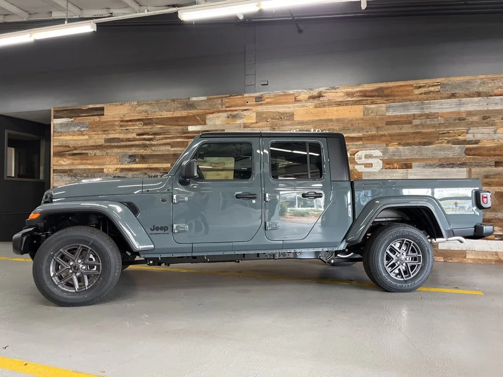 2026 Jeep Gladiator Sport S - Photo 18